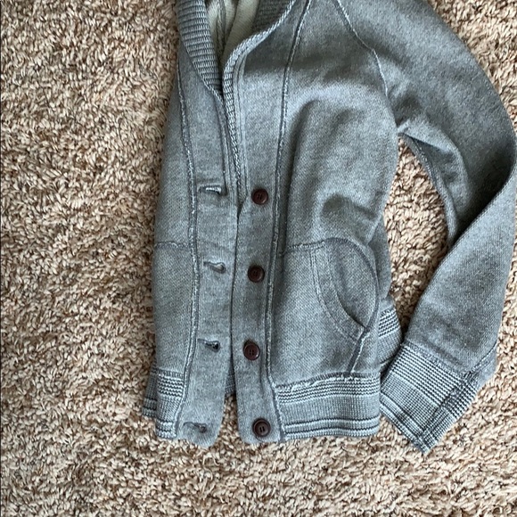 American Eagle sweater - Picture 5 of 5